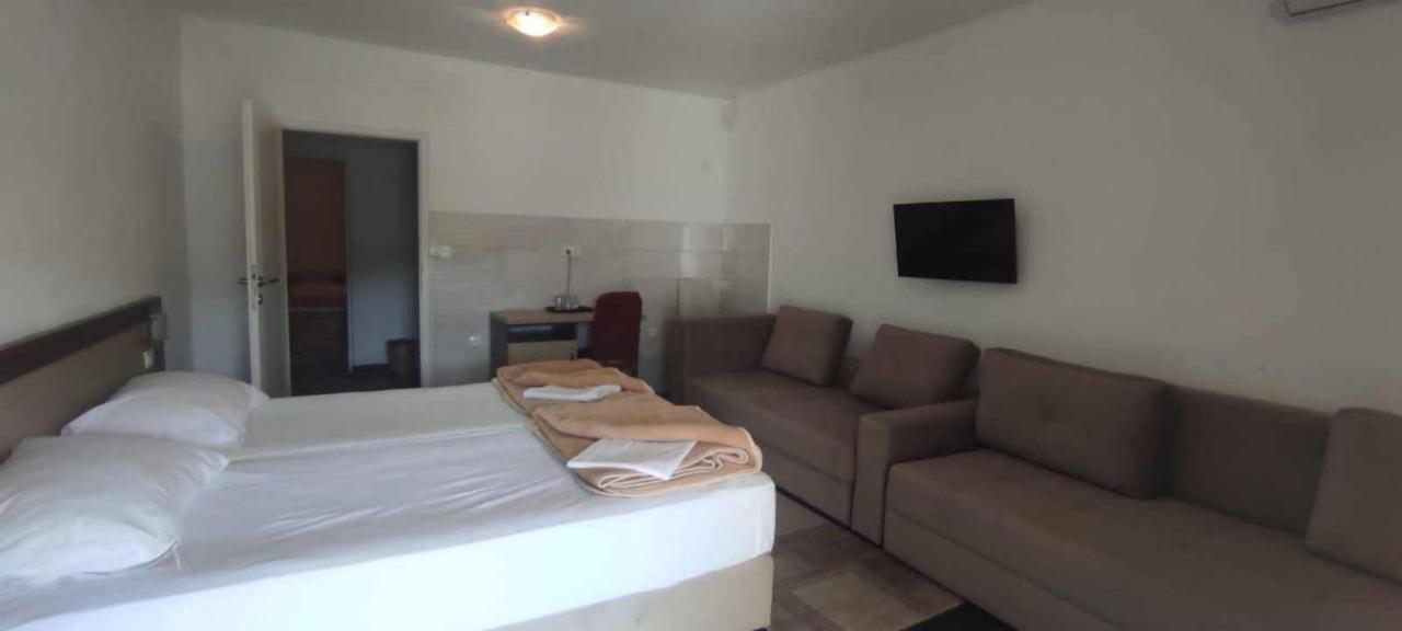 Hotel Villa Matic Неум Екстер'єр фото