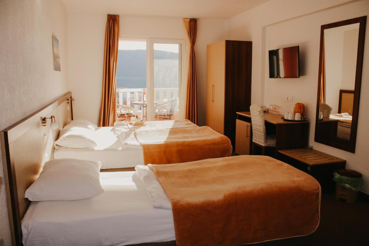 Hotel Villa Matic Неум Екстер'єр фото