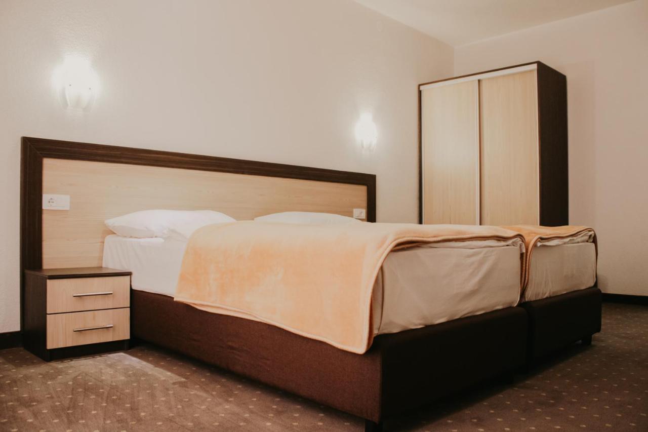 Hotel Villa Matic Неум Екстер'єр фото