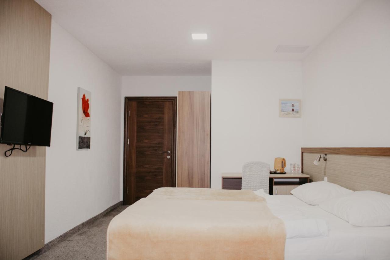 Hotel Villa Matic Неум Екстер'єр фото